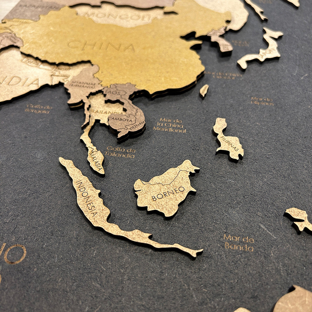 Panel negro mapamundi 3D multicolor de madera